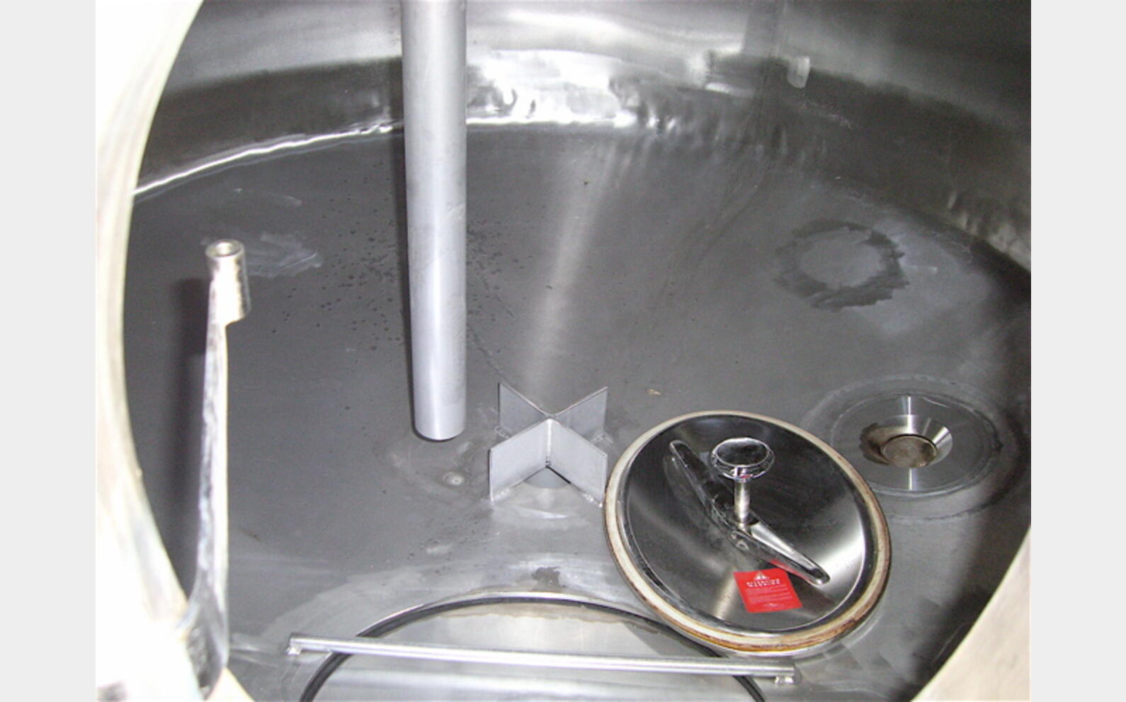 cuve stockage isol&eacute;e INOX 304 4.000 Litres METALINOX