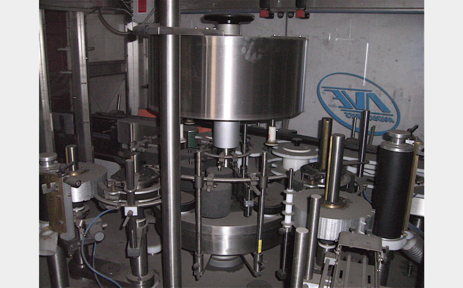 Etiqueteuse AVE 5.000 Bouteilles/H Agroalimentaire, AVE