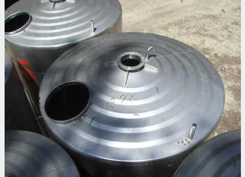 cuve stockage INOX 304L Volume : 3300 Litres Marque : VIEIRINOX