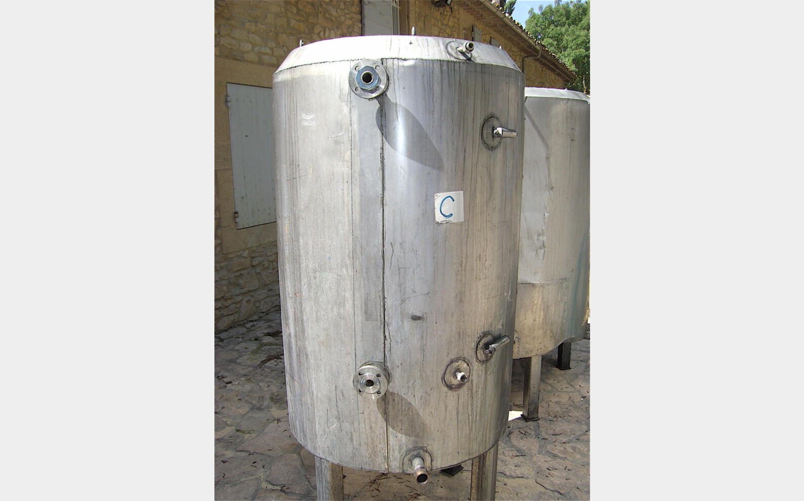 cuve chauffante INOX 304L ARTICLE EN PROMOTION Volume : 550 litres