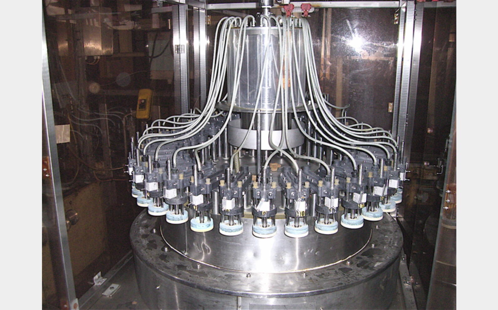 Tireuse Girondine 4.000 Bouteilles/H Agroalimentaire, GIRONDINE