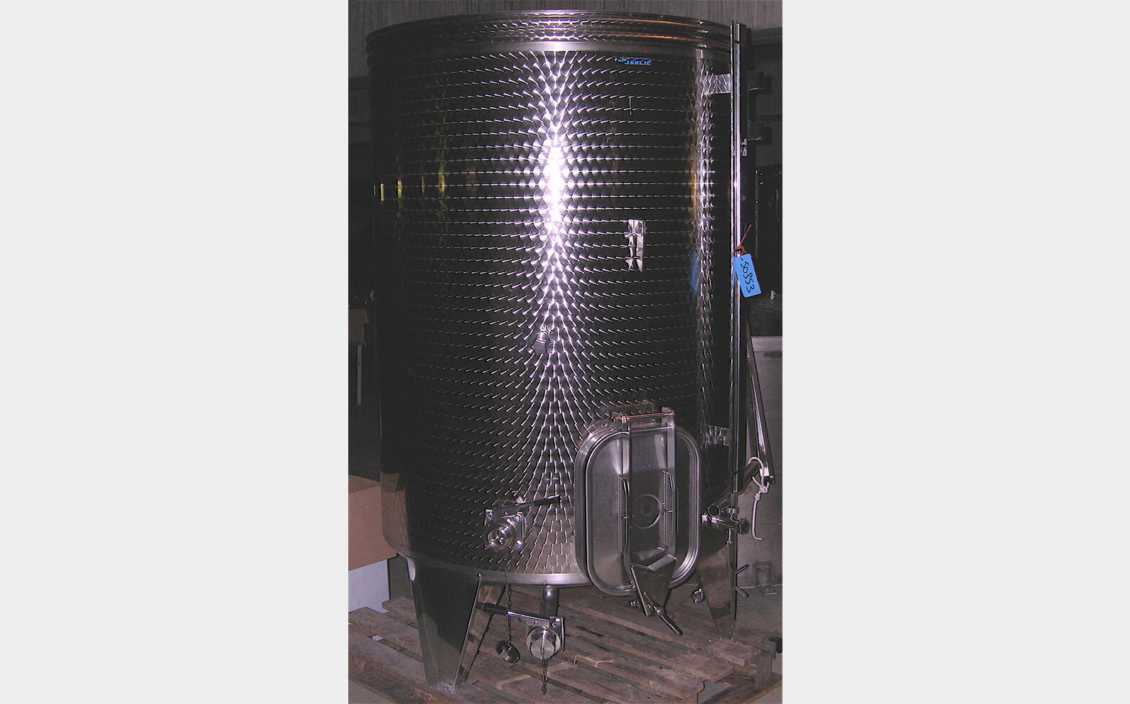 1.400 L 1.400 Litres Vinicole, JAKLIC