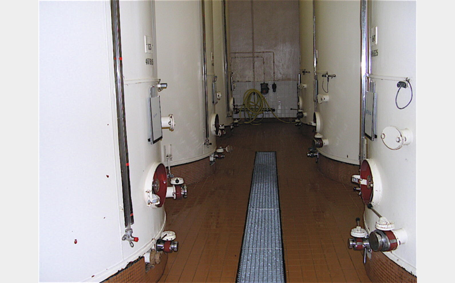 48.000 L 48.000 Litres Agroalimentaire, BRAUTHITE
