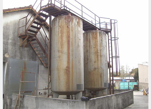 12.000 L 12.000 Litres chimie