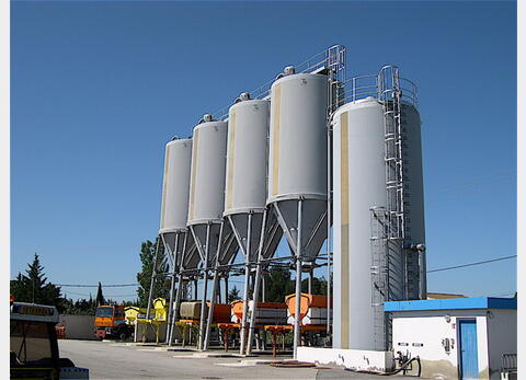 Silo, POLYESTER - Cylindrique verticale sur pied