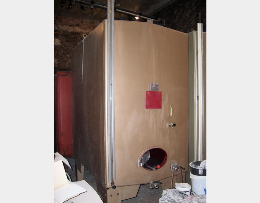 6.300 L 6.300 Litres Agroalimentaire .