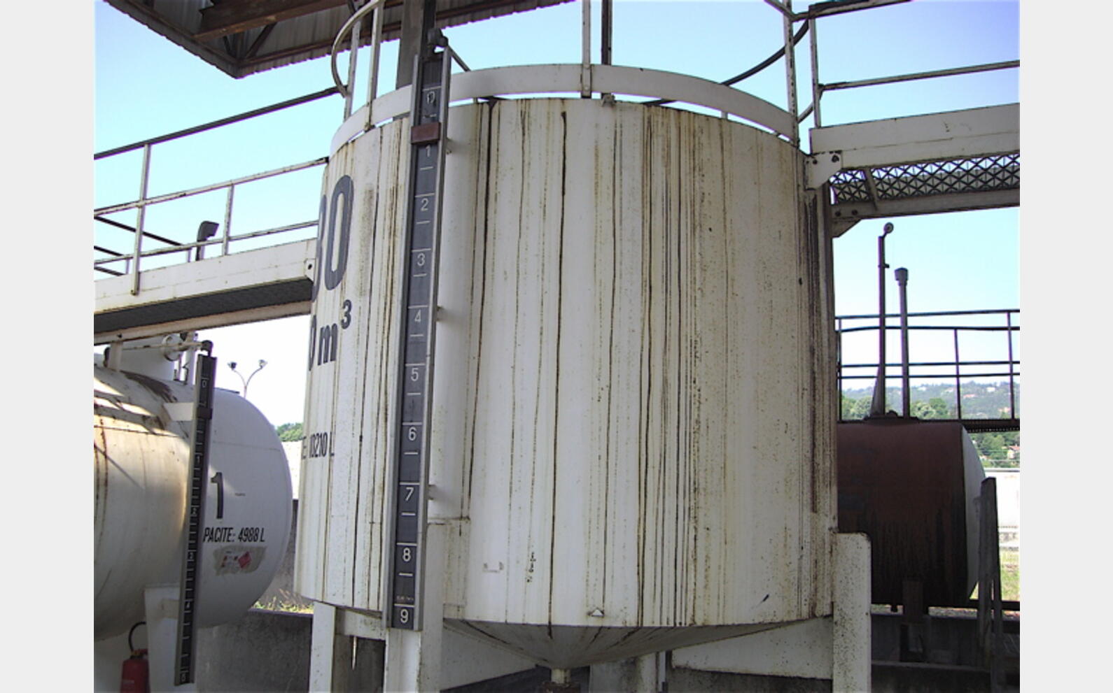 10.000 L 10.000 Litres Chimie