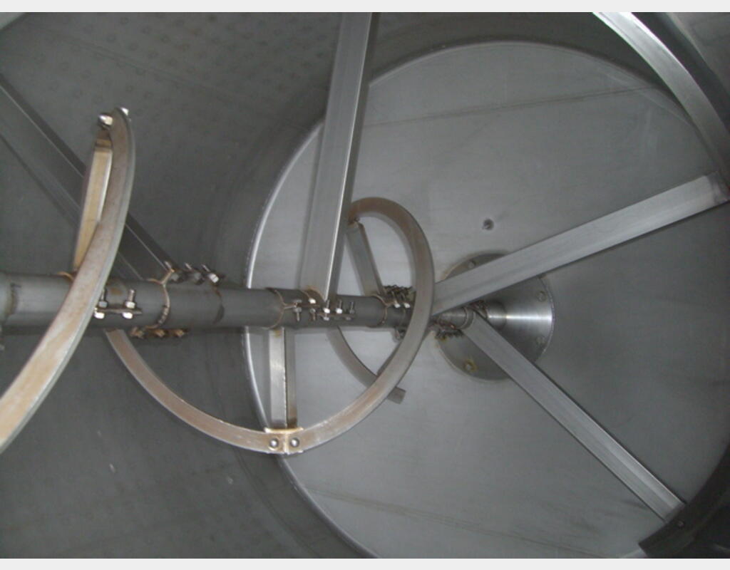 Cuve de stockage, INOX 304L - Cylindrique horizontale sur pied