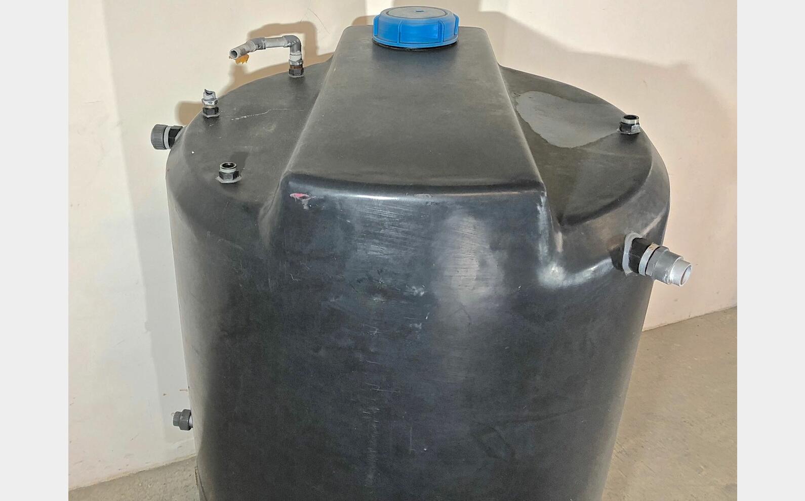 cuve stockage PEHD 1000 litres