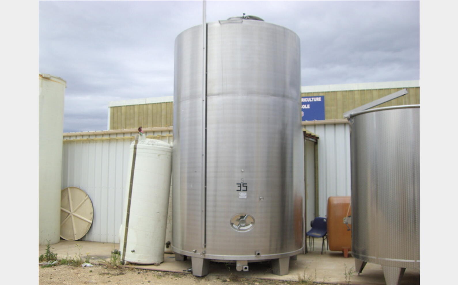 30.000 L Volume : 30.000 Litres Agroalimentaire , de marque STAI