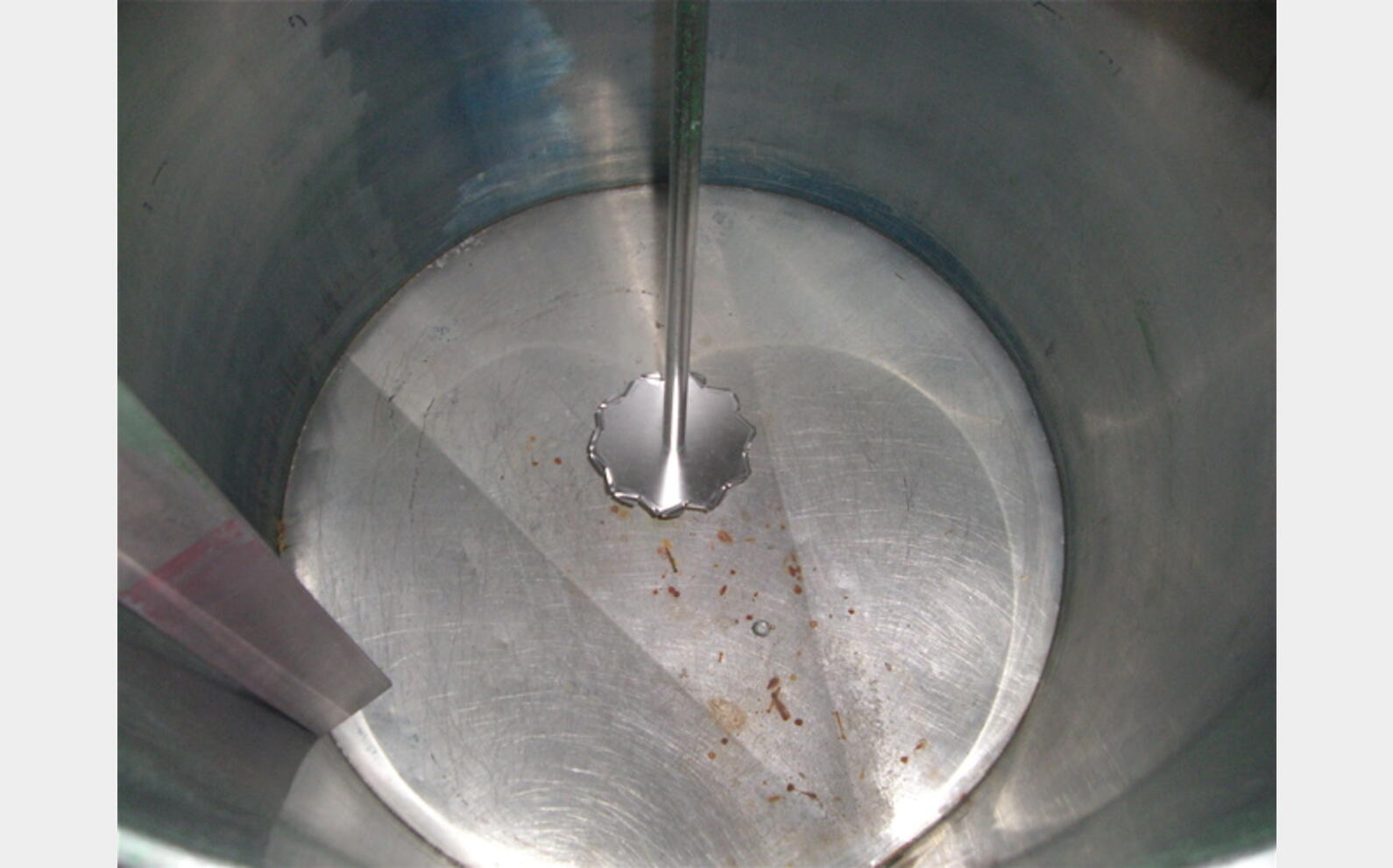 Cuve INOX de 400 L, avec disperseur pour m&eacute;lange 400 Litres Chimie