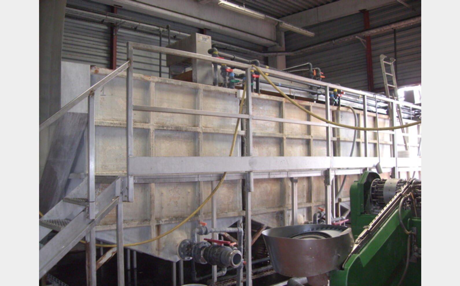 Bacs &agrave; ouverture totale de 12 m3 en polyester 12.000 Litres Agroalimentaire