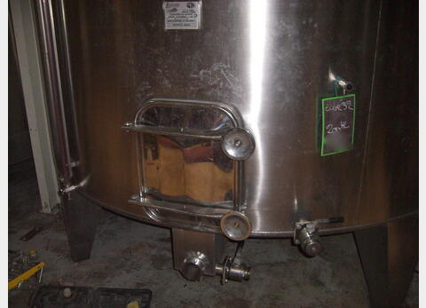 Cuve de stockage , INOX 304  - Fond conique sur pieds