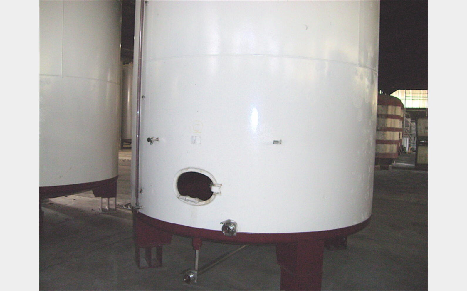 35.000 L 35.000 Litres Vinicole
