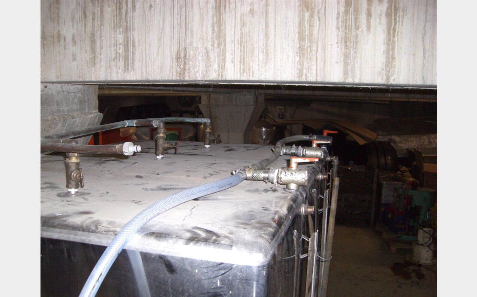 Cuve Inox304 de stockage, occasion 3.000 Litres Vinicole, 3 compartiments