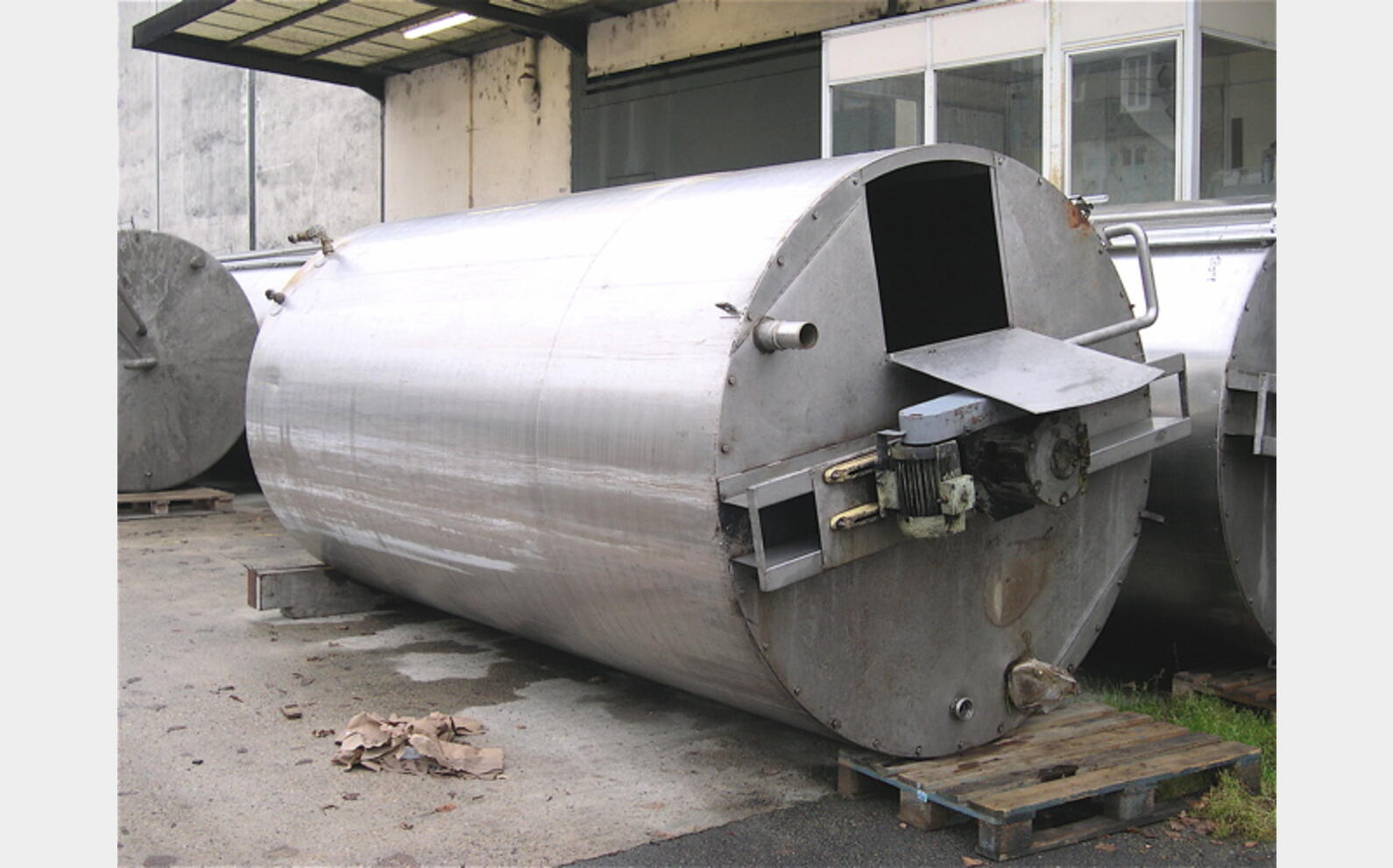 12.600 L 12.600 Litres Agroalimentaire, STAI
