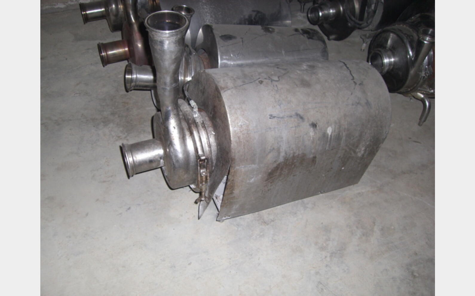 25 m3/h 25 M3/H