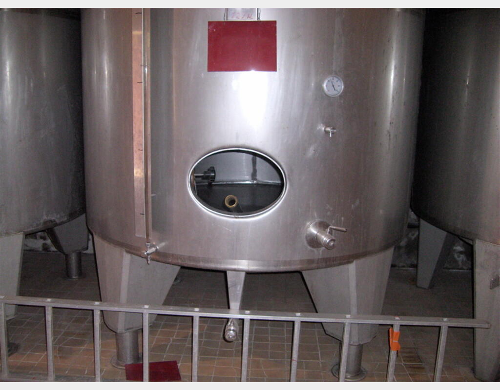 Cuve de stockage INOX 304 L - Cylindrique verticale sur pieds