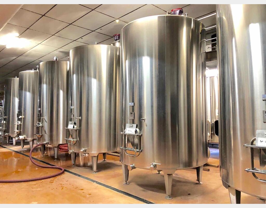 Stainless steel tank on feet 100 HL (10 000 Liters) ALLIANCE INOX