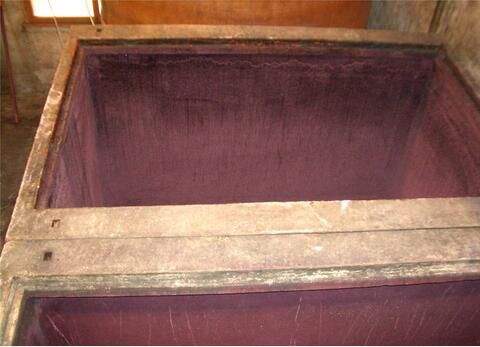 Cuve de vinification en beton - de Marque DARGAUD - 35 hls .