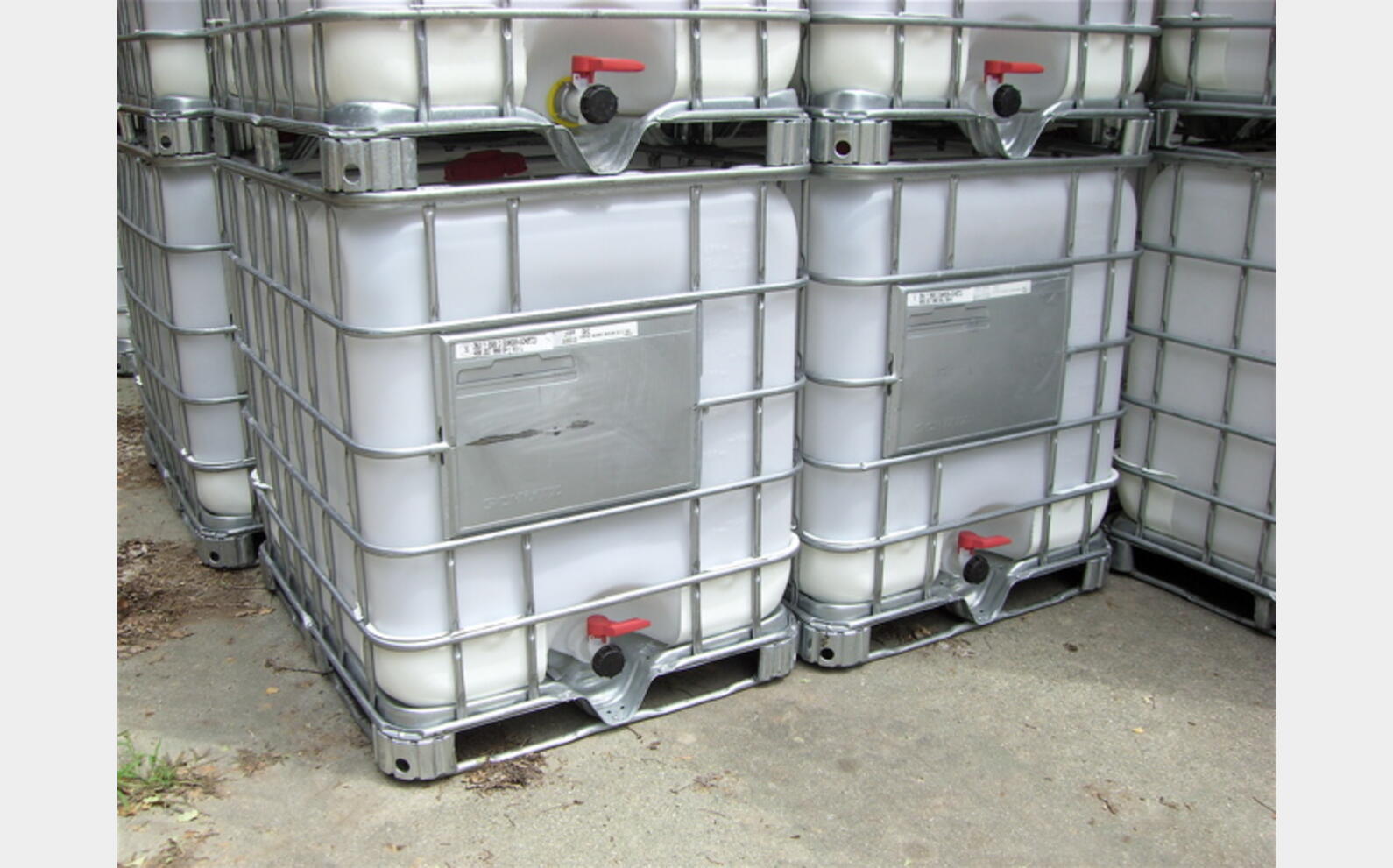 Conteneur plastique 1000 L Couleur de poche : Blanche Volume : 1.000 litres