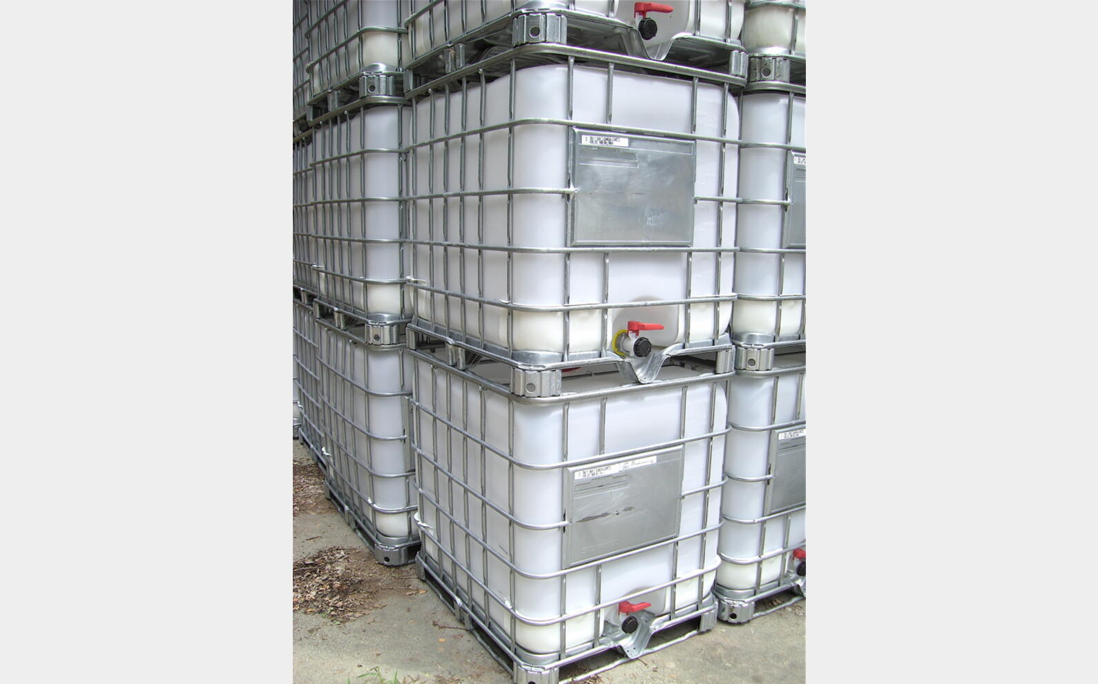 Conteneur plastique 1000 L Couleur de poche : Blanche Volume : 1.000 litres