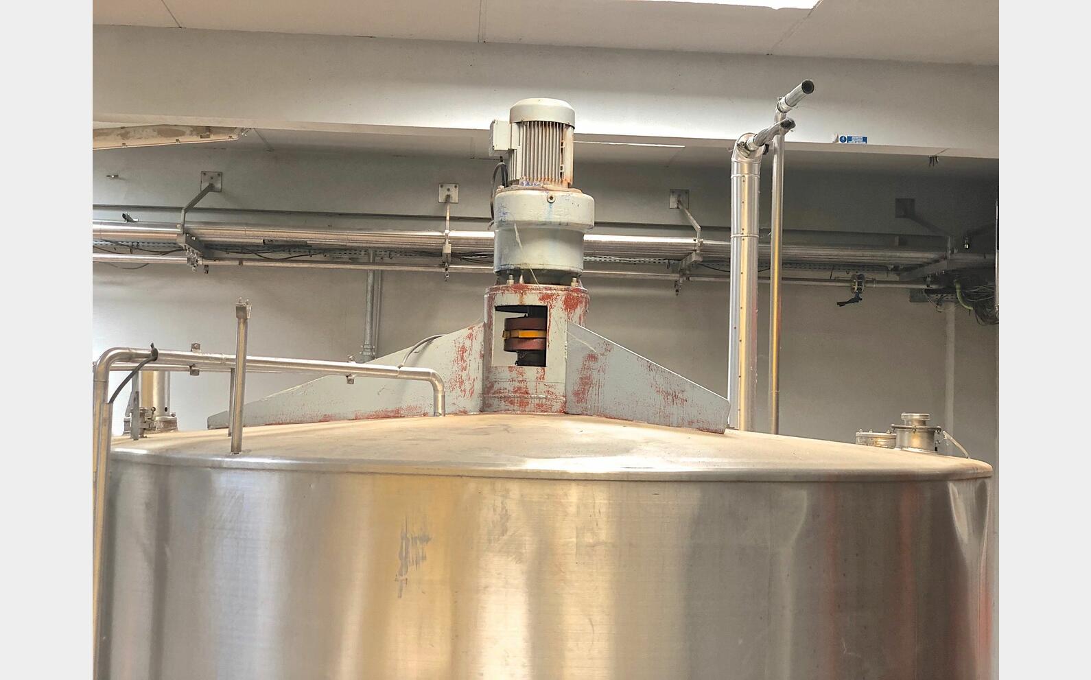 Cuve inox agit&eacute;e isol&eacute;e N&deg;T5 Marque : PIERRE GUERIN