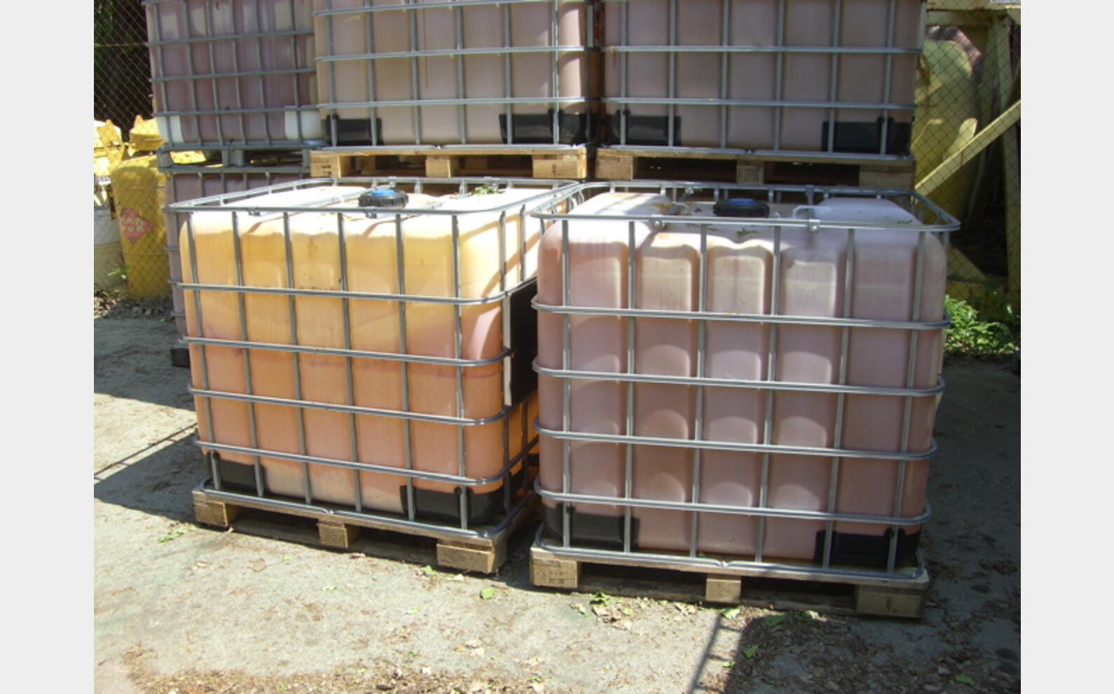 Conteneur plastique 1000 L PE