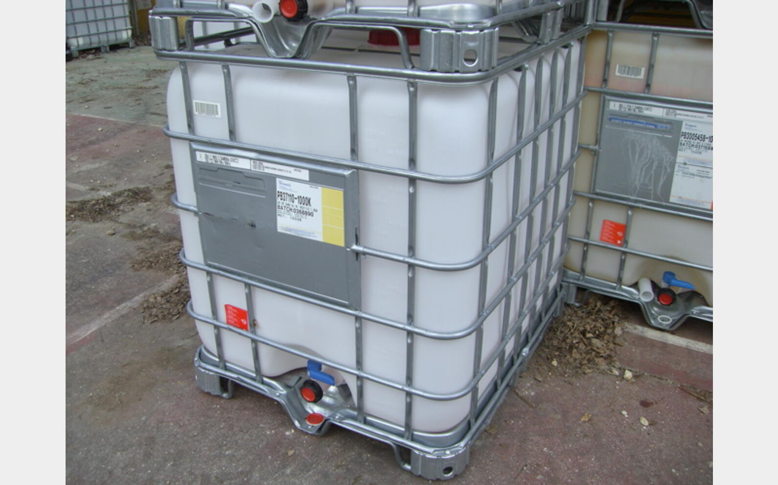 Conteneur plastique 1000 L - parallélépipèdique