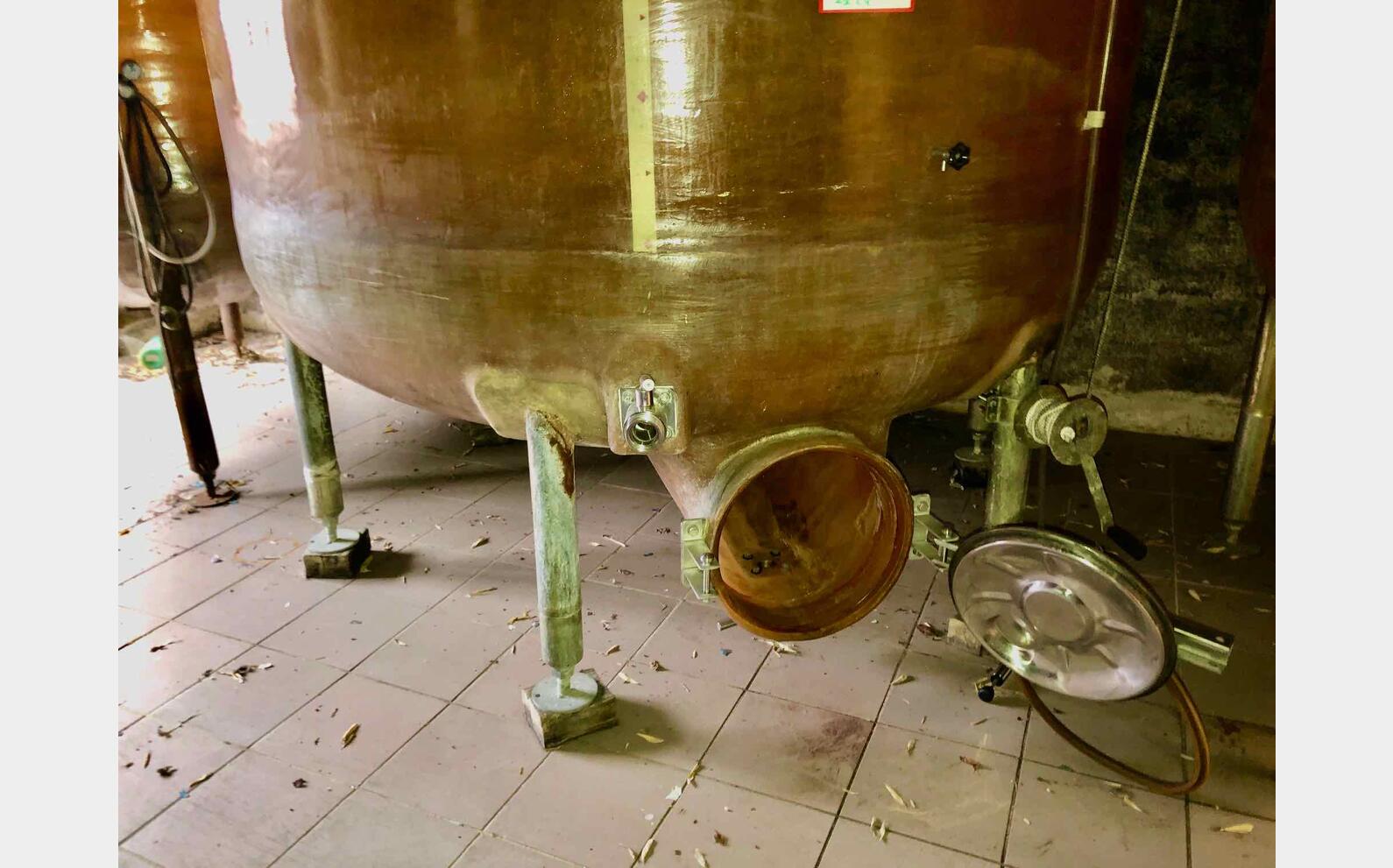Fiber tank - Floating hat 150 HL (15 000 liters)