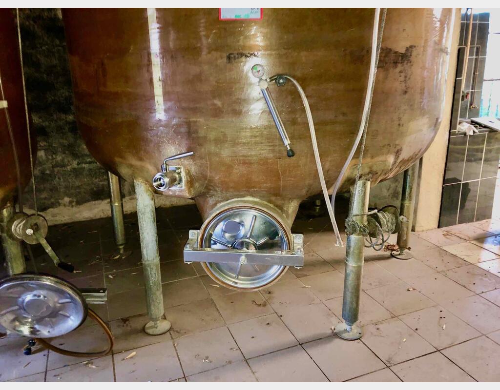 Cuve en fibre de verre - Chapeau flottant