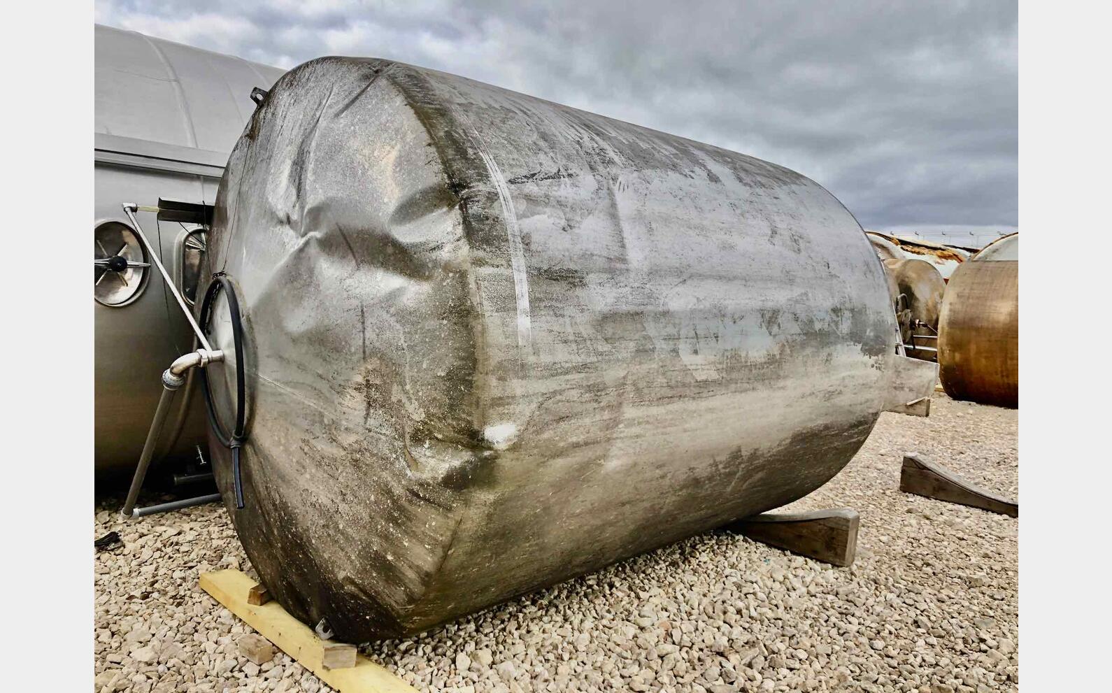 Stainless steel tank  150 HL (15 000 liters)