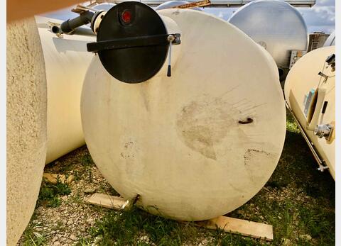 Vertical cylindrical fiber tank - On feet