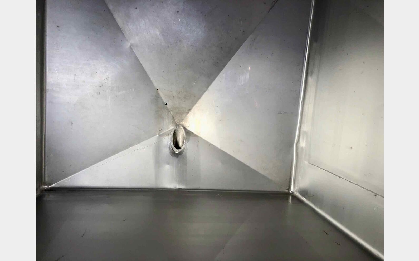 Stainless steel container 10 HL (1 000 Liters)