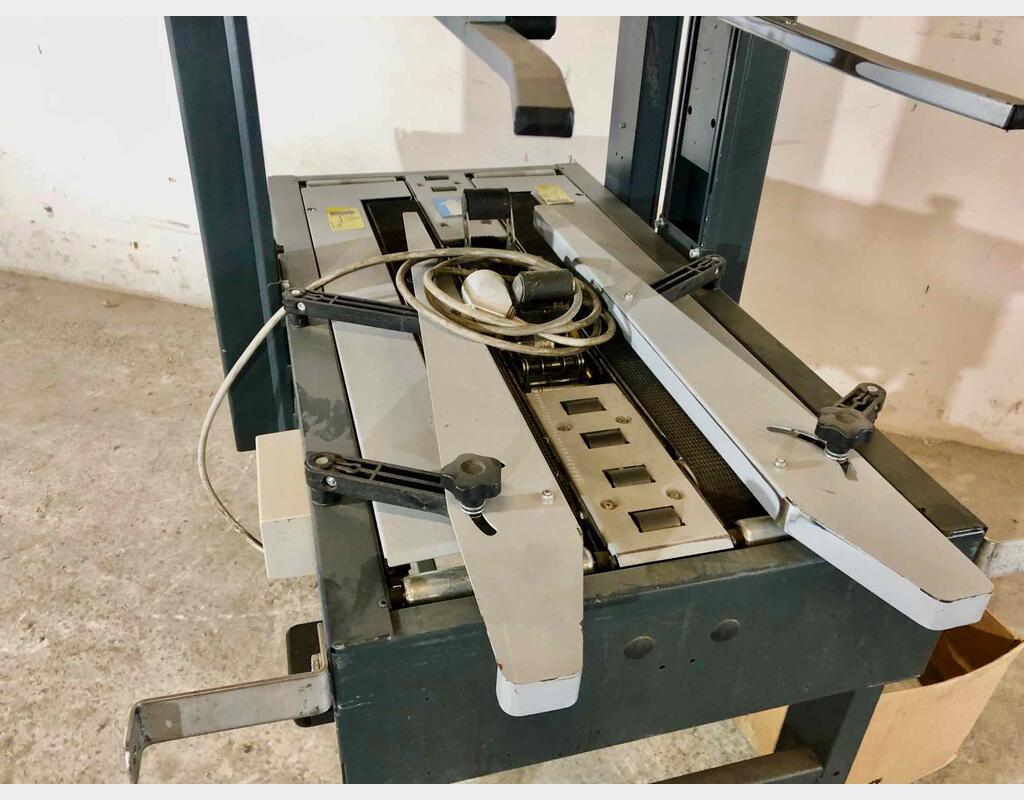Taping machine 800 boxes/hour SIAT