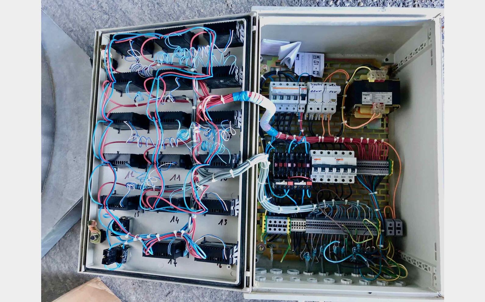 Coffret de r&eacute;gulation