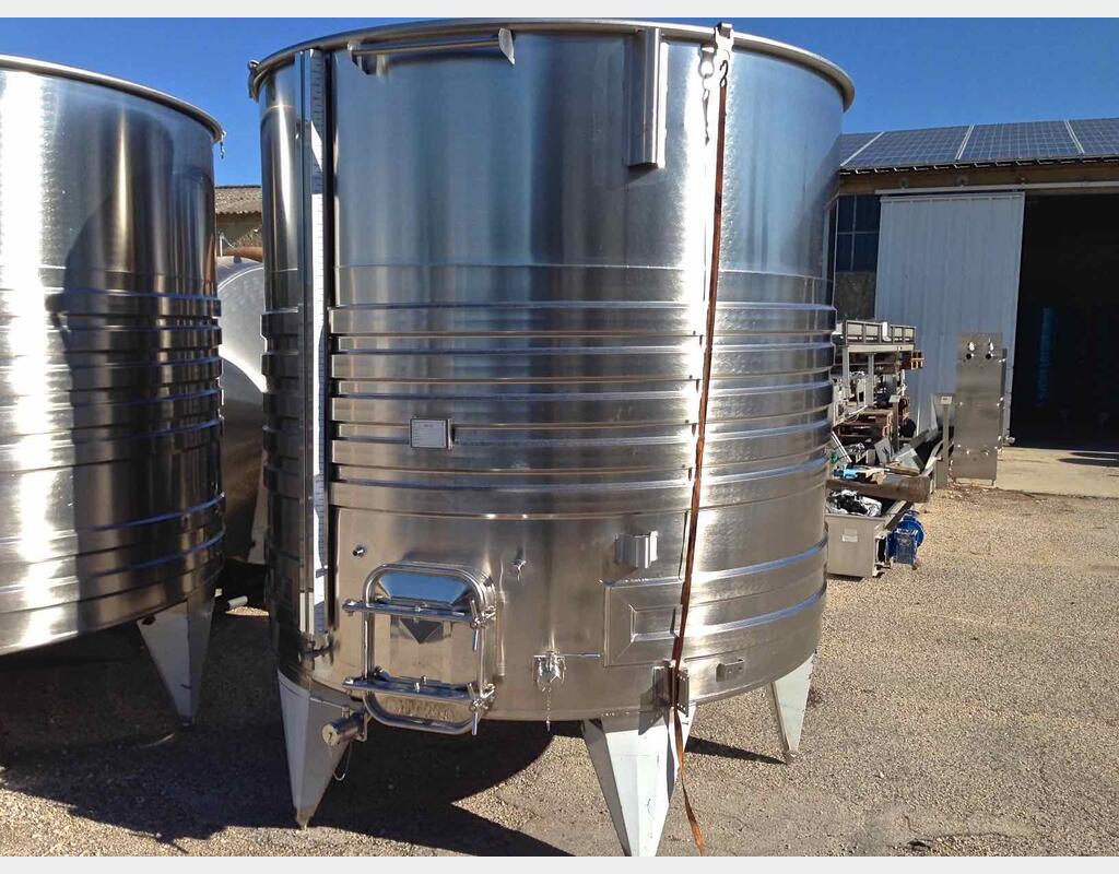 304 stainless steel tank - Cooling coil 100 HL (10000 liters) ARSILAC