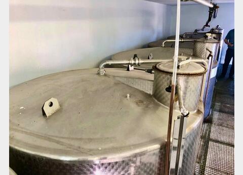 Cuve inox - Sur pieds 150 HL (15 000 litres) DEFRANCESCHI