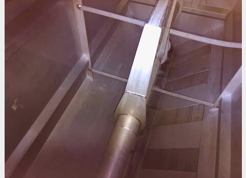 Rectangular stainless steel tank