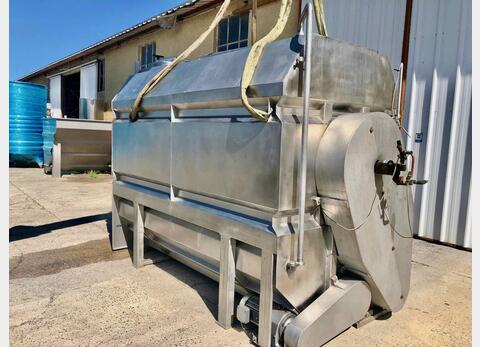 Rectangular stainless steel tank