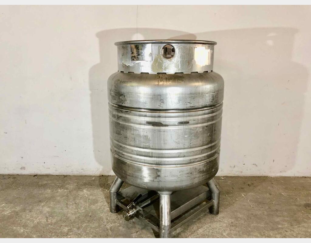 Stainless steel tank - Cylindrical