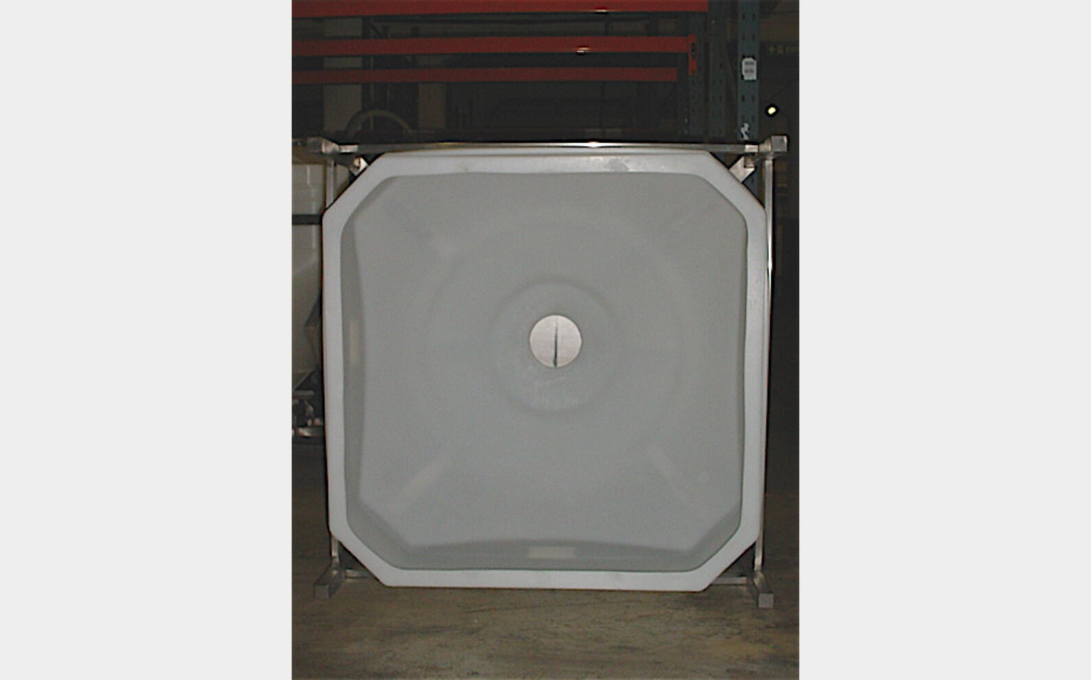 conteneur PLASTIQUE Marque : MAILBOX MOULDINGS Type : KL range. Pallecon.