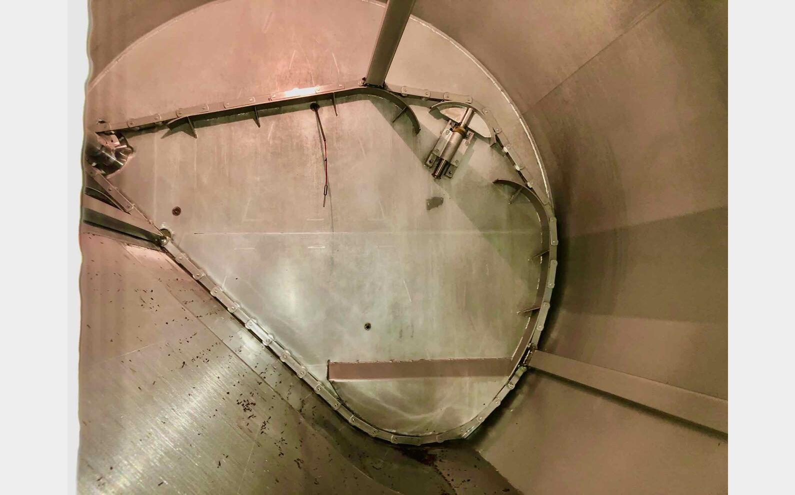 Cuve de vinification 300 HL (30 000 litres) PERA
