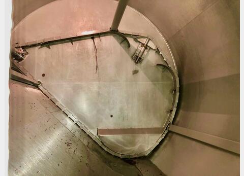 Stainless steel vinification tank 300 HL (30 000 liters) PERA