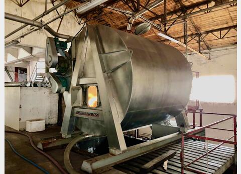 Cuve de vinification 300 HL (30 000 litres) PERA