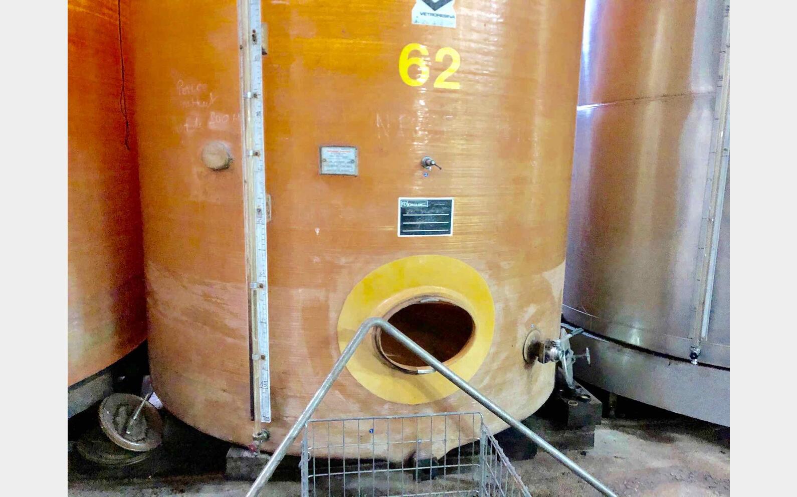 Fiber tank 251 HL (25 100 litres)