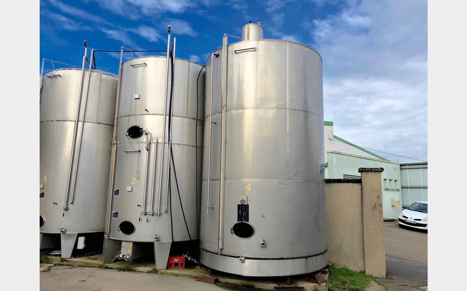 Stainless steel tank 328.58 HL ( 32 858 liters)