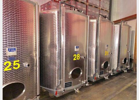 Rectangular stainless steel tank