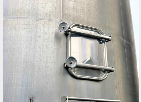 Stainless steel tank - Inclined bottom