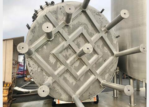 Stainless steel tank - Inclined bottom  350 HL (35 000 liters)